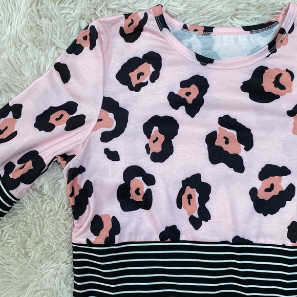 🎉HP🎉 Boutique Leopard & Stripe LS Top 💗 Black & Pink - Picture 8 of 14